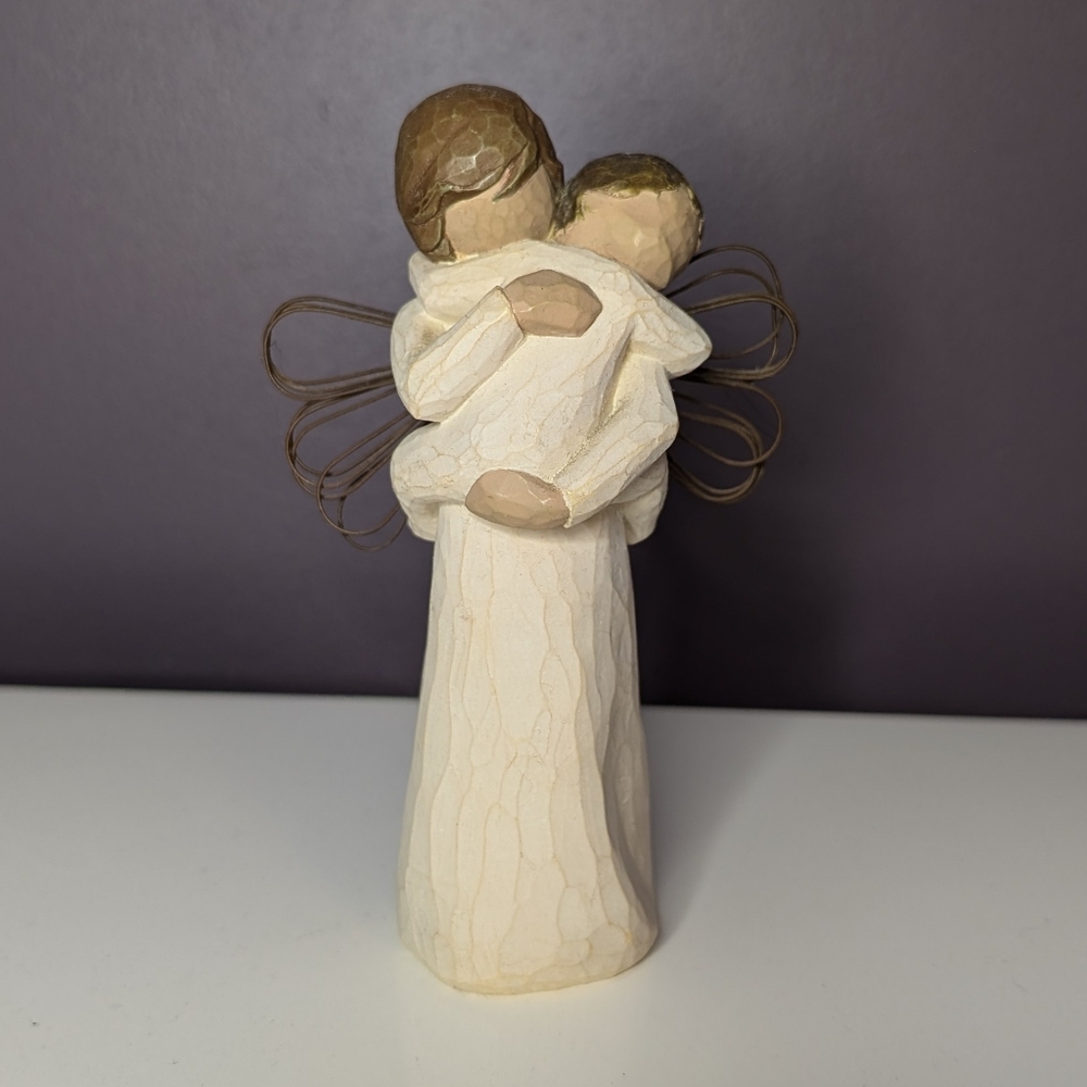 Willow Tree Angel's Embrace Figurine